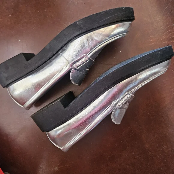 Zara nwot Metallic top trend preppy silver loafers 9.5 40 - Picture 6 of 7